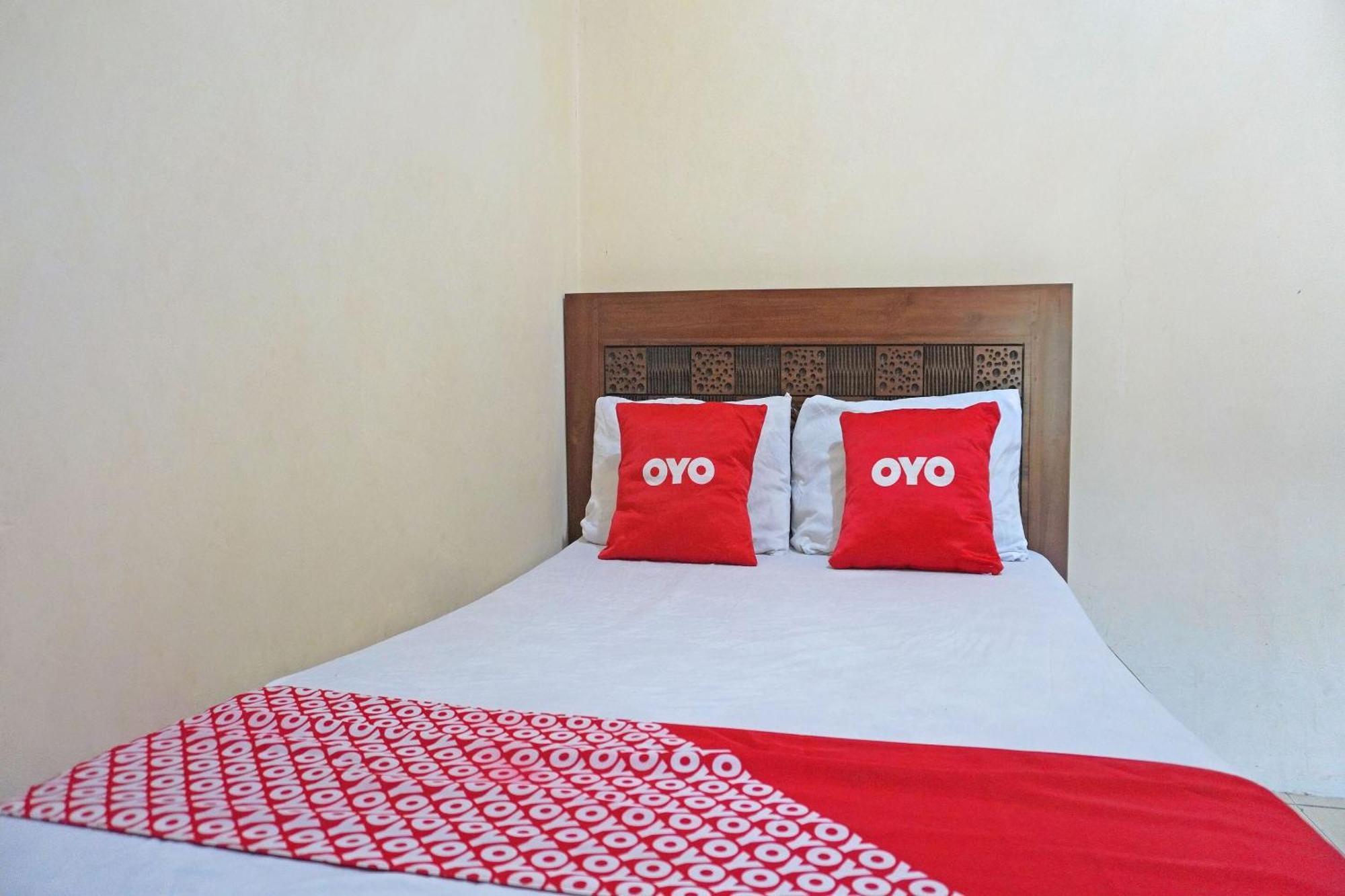 Oyo 91762 Green Home Stay Syariah Purwakarta Εξωτερικό φωτογραφία