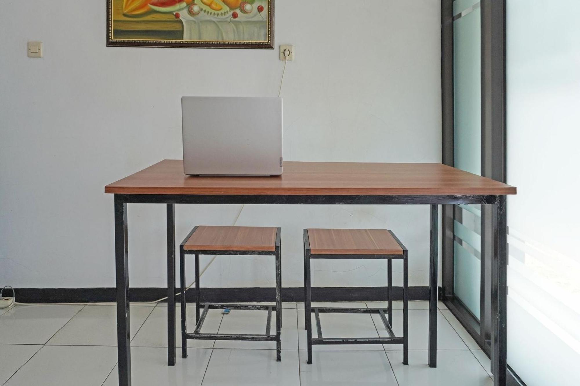 Oyo 91762 Green Home Stay Syariah Purwakarta Εξωτερικό φωτογραφία